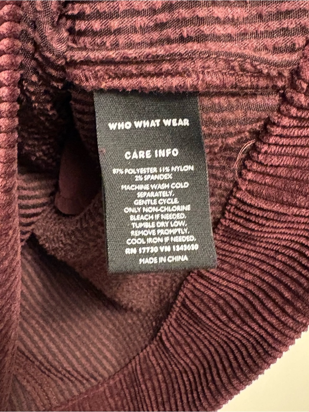 Who What Wear Burgundy Corduroy Midi Dress with Puff Sleeves - Picture 4 of 4